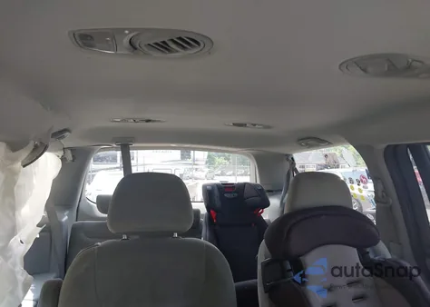 2007 Honda Odyssey Lx z USA, uszkodzony, nr VIN 5FNRL38267B029066